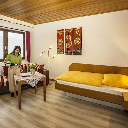 Apartment Boardinghouse Baan Arun Remchingen