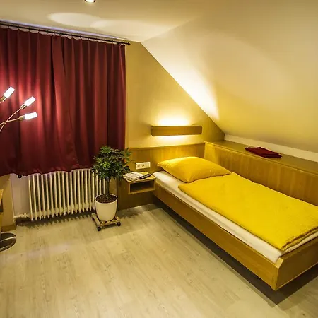 Boardinghouse Baan Arun Remchingen