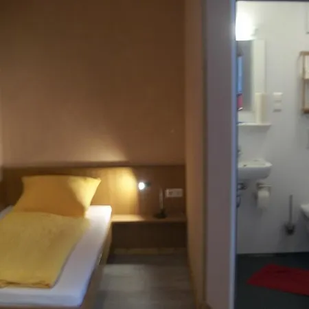 Boardinghouse Baan Arun Apartment *